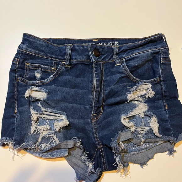 Shorts - Picture 6 of 7